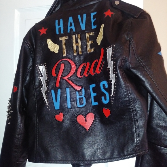 Jacket - Picture 1 of 6